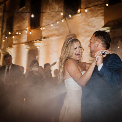 Castello vicchiomaggio wedding photography in florence firts dance 1